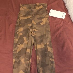 Lululemon Align HR Pant 25” with pockets